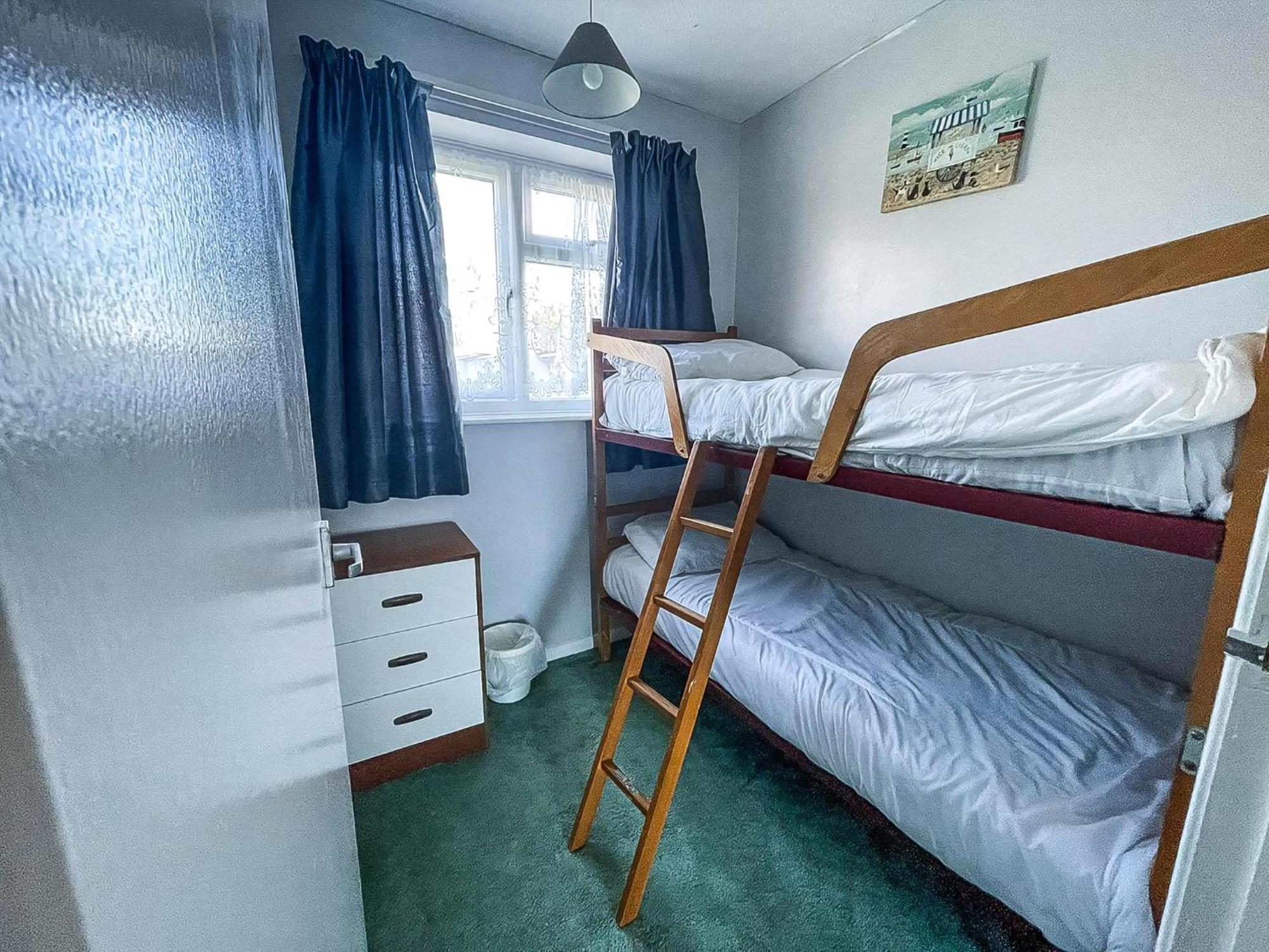 8 Berth Chalet To Hire At Bermuda Holiday Park Nearby Hemsby Beach Ref 18127B מראה חיצוני תמונה
